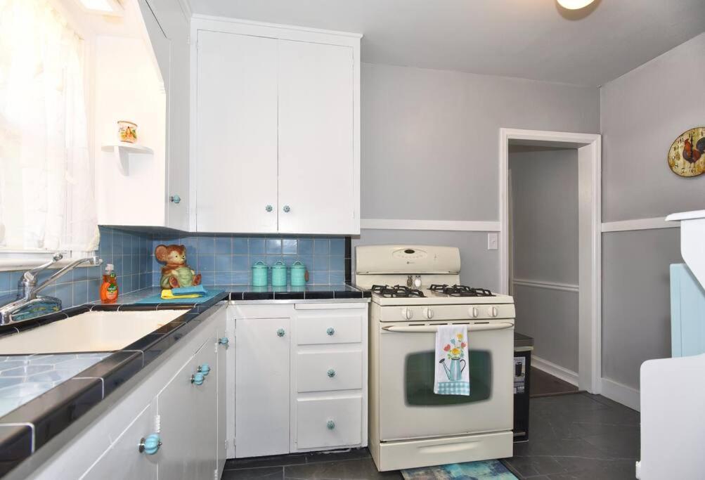 Blue Flamingo'S Charming Home-Heart Of Tulsa2- Cherry St-Expo-11Th Ngoại thất bức ảnh