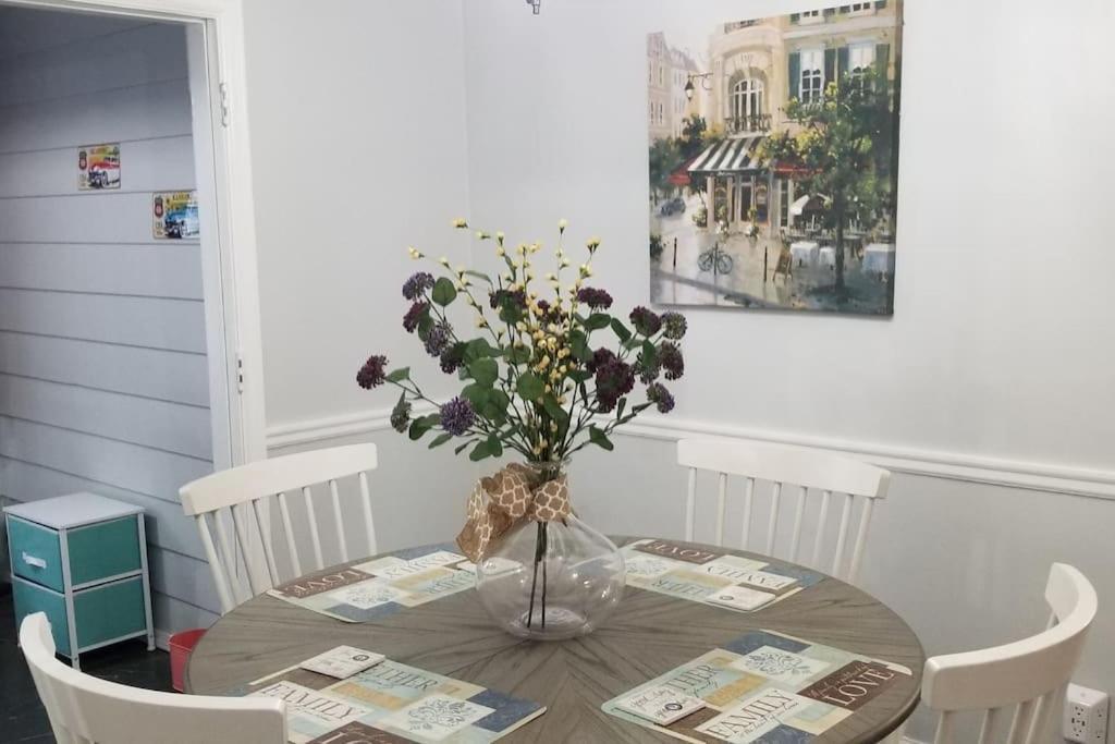 Blue Flamingo'S Charming Home-Heart Of Tulsa2- Cherry St-Expo-11Th Ngoại thất bức ảnh